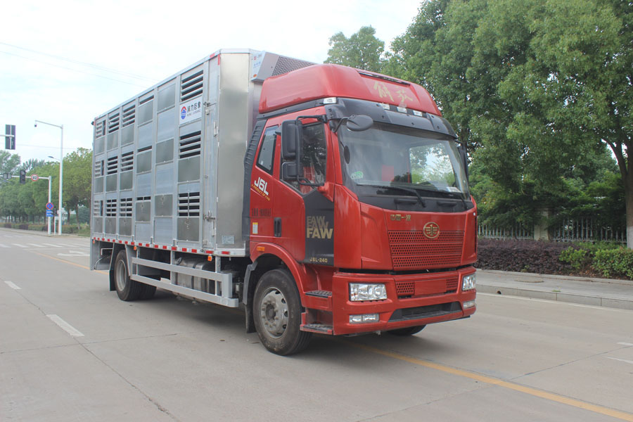 潤(rùn)知星牌SCS5180CCQCA6型畜禽運(yùn)輸車(chē)